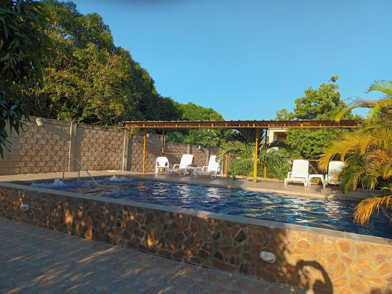 Finca De Nosotros Bonda 外观 照片